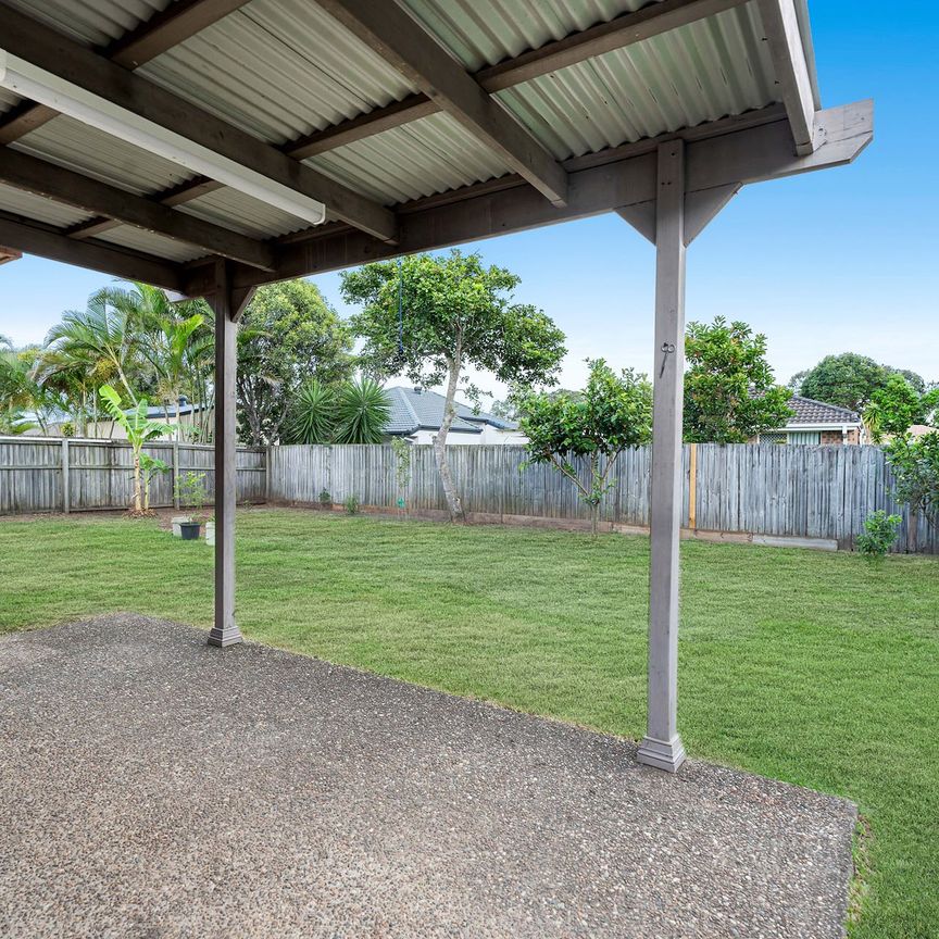 37 Pinewood Street, Wynnum West. - Photo 1