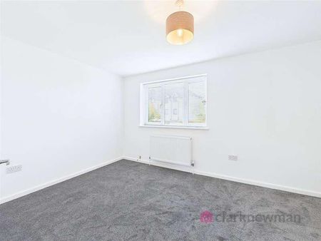 Carl House, Commonside Road, Harlow, CM18 - Photo 3