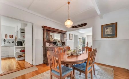 Summer Living All Year Round - Photo 5