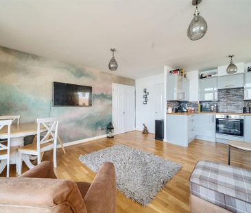 2 bedroom apartment to rent - Photo 2