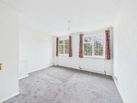 Ashley, Ascot Road, Holyport, Maidenhead, Berkshire, SL6 - Photo 3