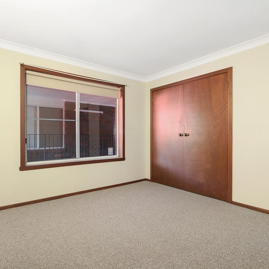 SECOND STOREY UNIT LOCATED IN CENTRAL ALBURY - Photo 1