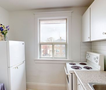 For Lease - 275 Oakwood Avenue Unit# Upper, Toronto, Ontario - Photo 4