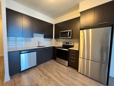 For Lease - 385 Winston Road Unit# 1007, Grimsby, Ontario - Photo 5