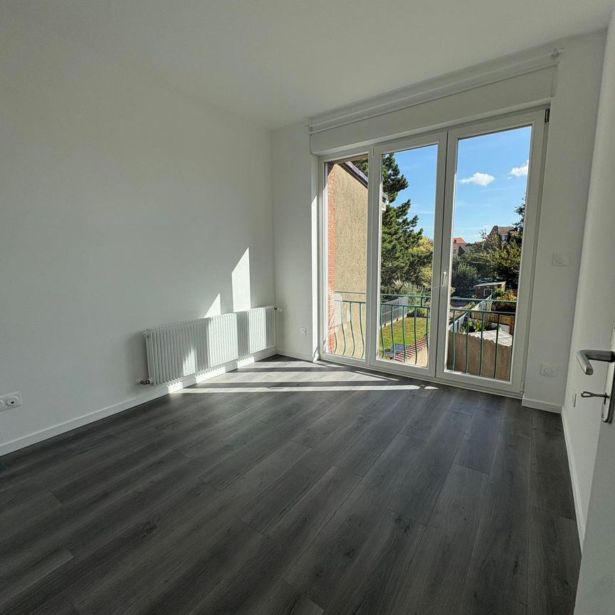 Location Appartement 4 pièces 80m² COUDEKERQUE BRANCHE 59210 - Photo 1