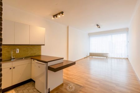 Centraal gelegen en volledig instapklaar 1-slaapkamer appartement - Photo 3