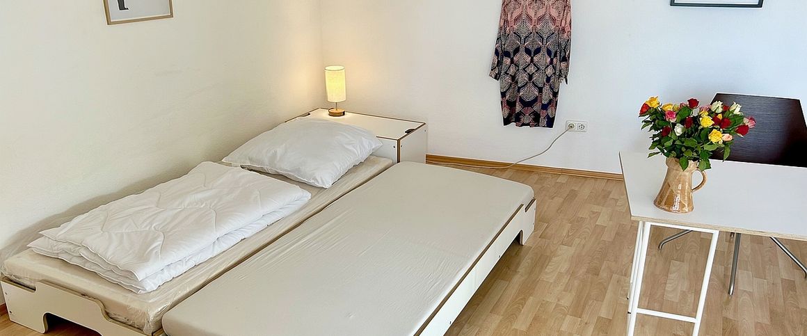 TOP Lage! Lichtdurchflutetes Apartment im Mauritiusviertel - Photo 1