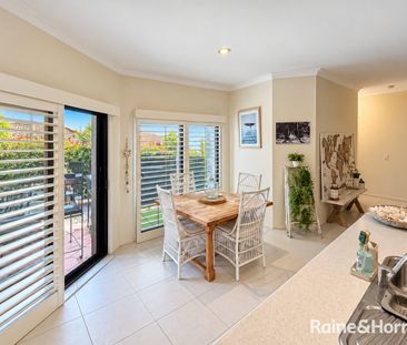 Spacious Single-Level Duplex with Multiple Living Areas & Covered E... - Photo 3