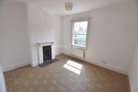 4 bedroom terraced house to rent - Photo 3