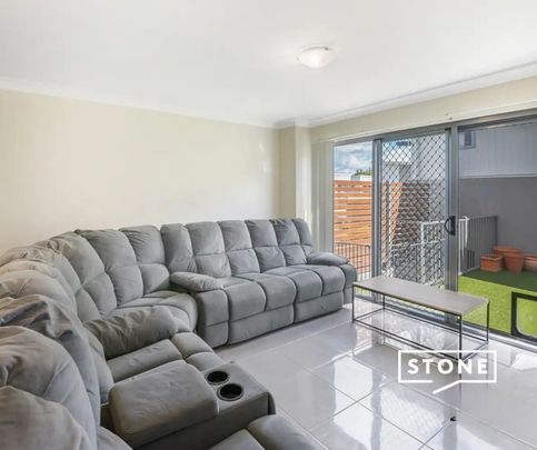 Calamvale - Photo 1