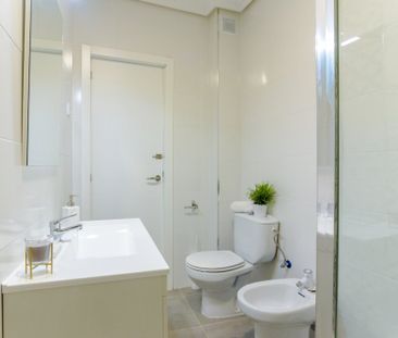 Wonderful room in Plaza de Santa Ana - Photo 1