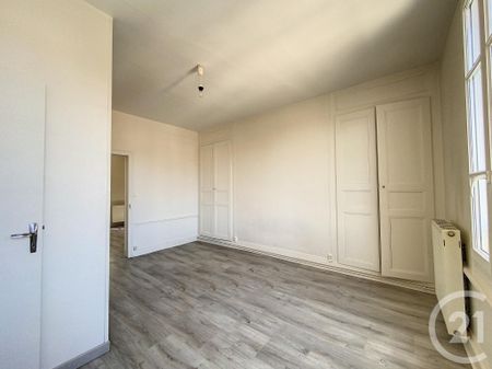 Location Appartement 2 pièces 45m² STE SAVINE 10300 - Photo 3