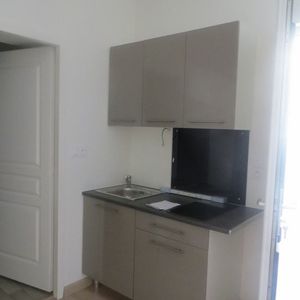 Location appartement 1 pièce, 15.00m², Orléans - Photo 3