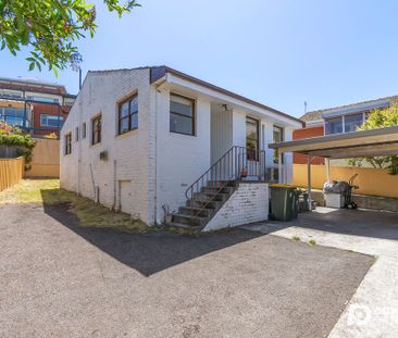 2/1 chessington ct, sandy bay tas 7005 - Photo 1