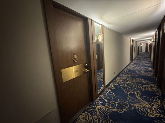 For Lease - 33 Harbour Square Unit# 2423, Toronto, Ontario - Photo 1