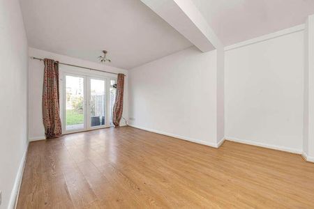 Orchard Waye, Uxbridge, UB8 - Photo 2