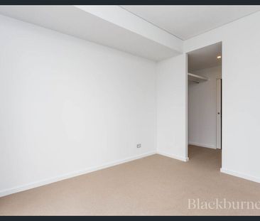 INFINITY POOL, YOGA ROOM, WINE CELLAR, SPA, SAUNA, GYM, MASSAGE ROOM - Photo 4