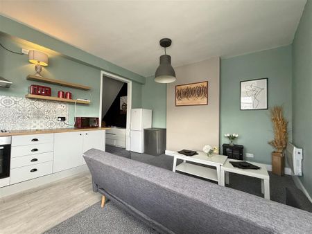 5 bedroom maisonette to rent - Photo 2