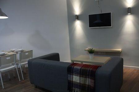 Cozy room in Valencia street - Photo 4