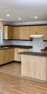 Beau et grand 4.5 de 1 200 p.c. pour 55 ans et plus - Photo 3