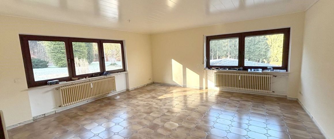 Traumhaft gelegene 3-Zimmer-Wohnung in Zerf mit Balkon und Gartenmitbenutzung - Foto 1