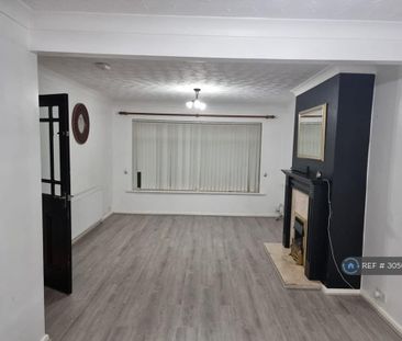 3 bedroom semi-detached house to rent - Photo 1