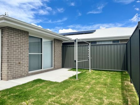 MOORE CREEK- Modern 1 Bedroom Granny Flat - Photo 5