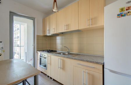 Garsoniera Asmita Gardens Vacaresti Splaiul Unirii parcare - Fotografie 3