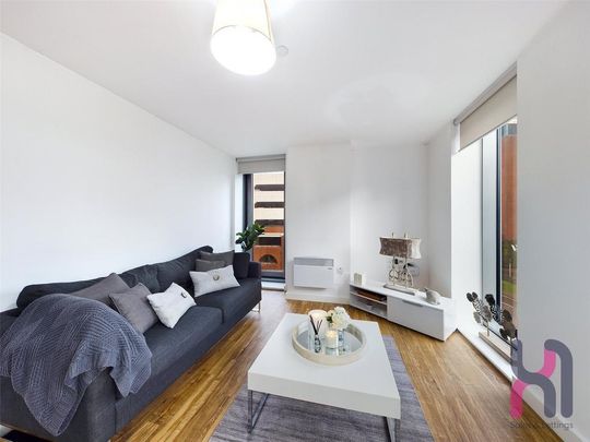 2 bedroom flat to rent - Photo 1