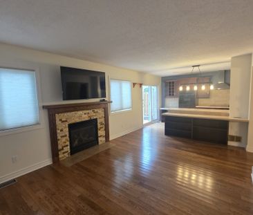 For Lease - 45 TARTAN Drive, Barrhaven, Ontario - Photo 6