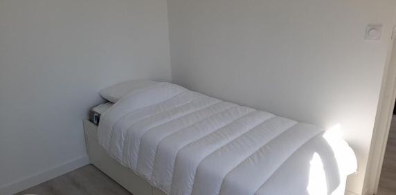 Location Appartement 1 pièce 15m² BOULOGNE SUR MER 62200 - Photo 2