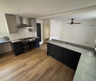 Hendra Vale, Launceston - Photo 1