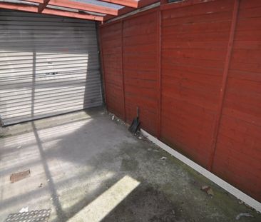 3 bed Semi-Detached - To Let - Photo 5