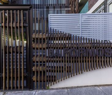 54 FORMOSA | Large One Bedroom + Study with Parking! - Photo 6