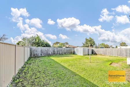 8 Lansell Drive, Cranbourne North, VIC 3977 - Photo 3