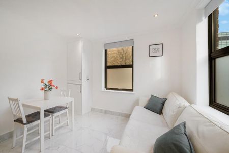 Studio to rent - Photo 2