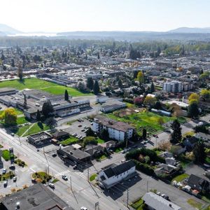 Mainstreet Duncan Apartments - Photo 2