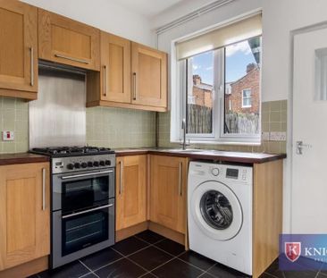 2 bedroom ground floor maisonette to rent - Photo 4