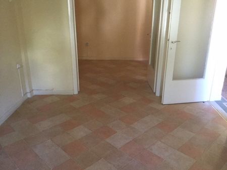 Διαμέρισμα για ενοικίαση Τίμιος Σταυρός - Σούγελο - Αγία Βαρβάρα (Καβάλα) - Φωτογραφία 5
