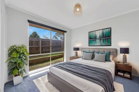 Bright & Spacious Single-Level Home in Prime Mill Park Location - Photo 4