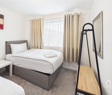3 bedroom detached house to rent - Photo 5