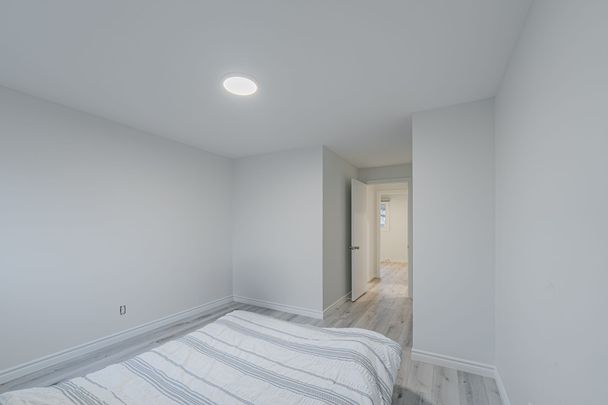 For Lease - 268 WOODFIELD Drive, Tanglewood - Grenfell Glen - Pineglen, Ontario - Photo 1