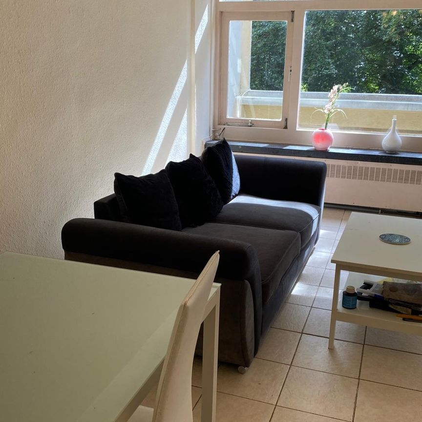 Room in a Shared Flat, Binley House, SW15 - Photo 1