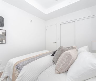 For Lease - 3250 Carding Mill Trail Unit# 228, Oakville, Ontario - Photo 5