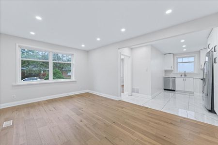 For Lease - 39 Reiner Road Unit# Upper, Toronto, Ontario - Photo 2