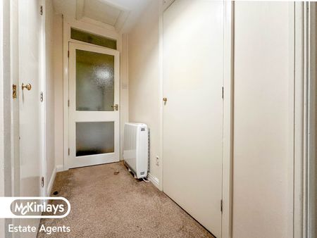 1 bedroom Flat for rent - Photo 4