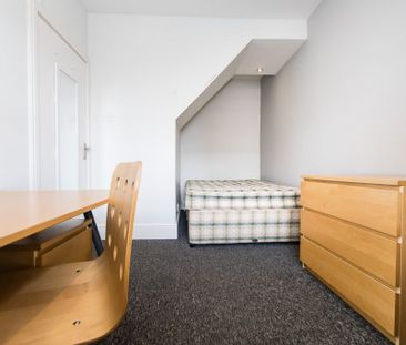 Welton Place, Hyde Park, Leeds - Photo 4