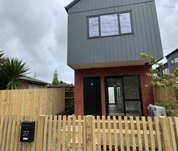 Easy Living in Māngere Bridge – The Gateway to Comfort and Convenience - Photo 5
