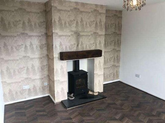 Northumberland Roadbrinningtonstockport, SK5 - Photo 1