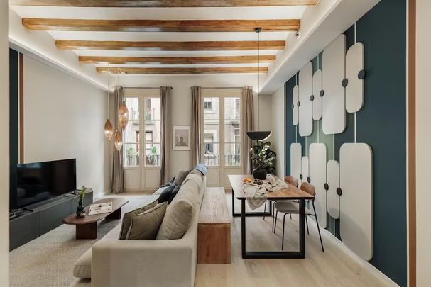 Carrer del Portal Nou, Barcelona, Catalonia 08003 - Photo 1